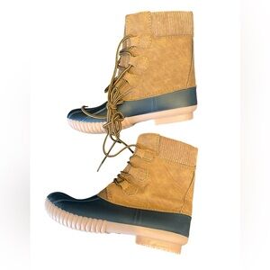 Tan and Black Lace-Up Duck Boots 6